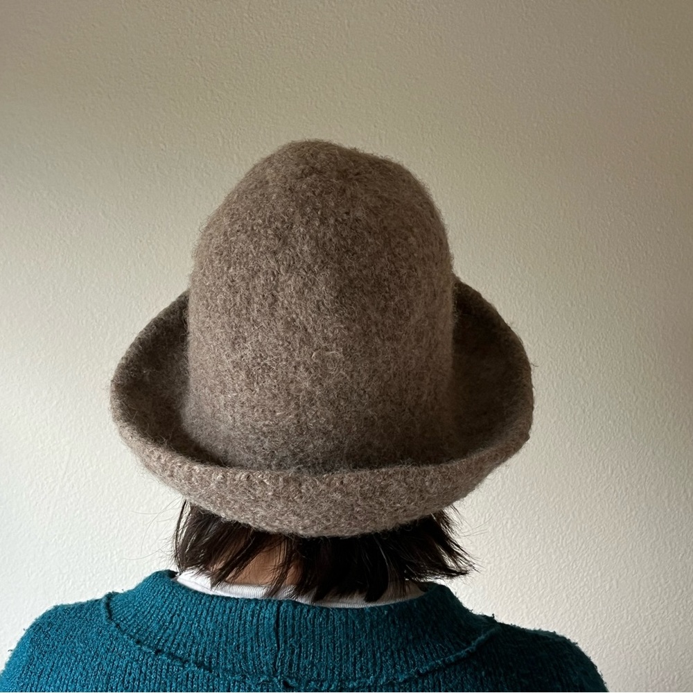 Vintage Hand felted 1920s Classic Wool Hat